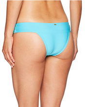 Lace Fanned Teeny Bottom